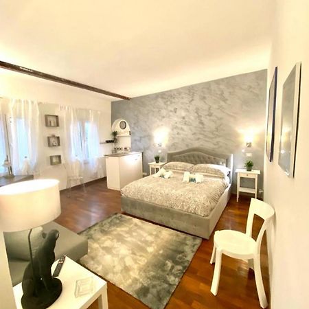 Navona Suite Viola Рим Екстериор снимка